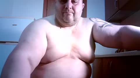 Snapshot of julianoparno chatting on July 1, 2026, 2:24 am Juliano online show from July 1, 2026, 2:24 am