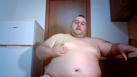 Snapshot of julianoparno chatting on July 18, 2026, 1:43 am Juliano online show from July 18, 2026, 1:43 am