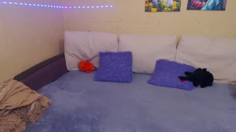 Jul online show from March 10, 2025, 3:30 pm