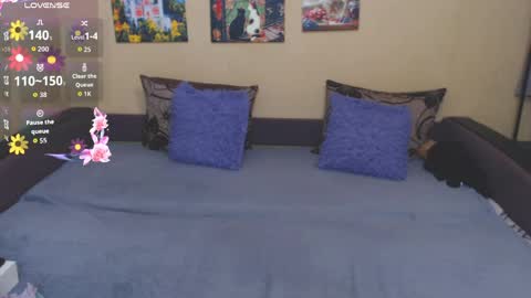 Jul online show from April 9, 2026, 3:06 pm