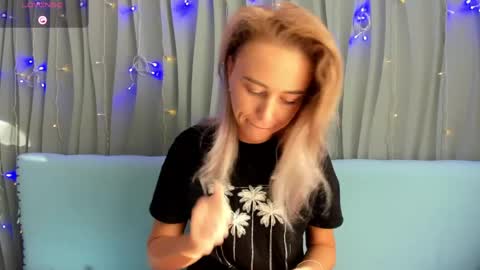 Yulya online show from March 31, 2026, 3:08 am