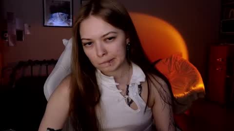 julidropp online show from May 24, 2026, 7:52 pm