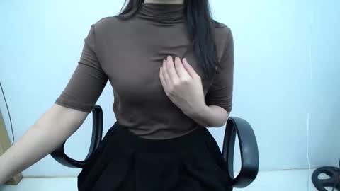 julie9x online show from October 13, 2025, 8:53 pm