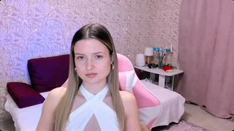 Julie online show from December 5, 2024, 2:33 pm