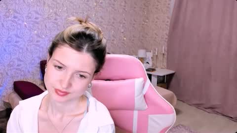 Julie online show from February 23, 2025, 3:29 pm