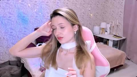 Julie online show from March 2, 2025, 6:51 pm