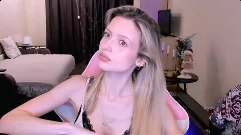 Julie online show from January 14, 2026, 4:01 pm