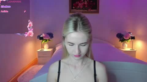 julieblazex online show from June 15, 2026, 8:55 pm