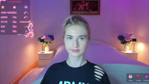 julieblazex online show from June 16, 2026, 8:33 pm