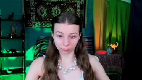 juliedaniel online show from November 13, 2025, 8:13 am