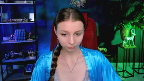 juliedaniel online show from June 8, 2026, 8:15 am