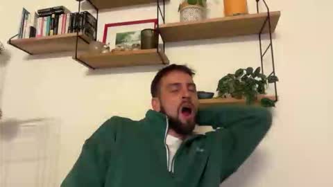 Snapshot of julien13240 chatting on November 29, 2025, 7:06 pm Frenchguy online show from November 29, 2025, 7:06 pm