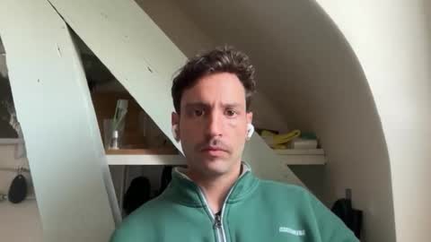 Snapshot of julien13240 chatting on March 8, 2026, 11:03 am Frenchguy online show from March 8, 2026, 11:03 am