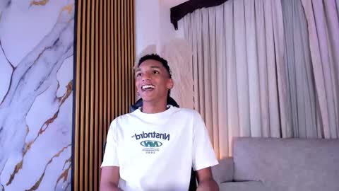 Julien online show from February 16, 2026, 12:01 pm