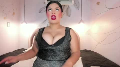 Snapshot of juliet_miller chatting on May 16, 2026, 4:42 am Juliet online show from May 16, 2026, 4:42 am