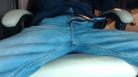 Juliet Whiskey Foxtrot online show from January 12, 2025, 5:54 pm