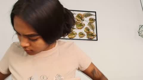 Juli online show from September 16, 2025, 7:37 pm