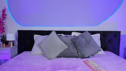 Julieta  online show from September 9, 2025, 11:54 am