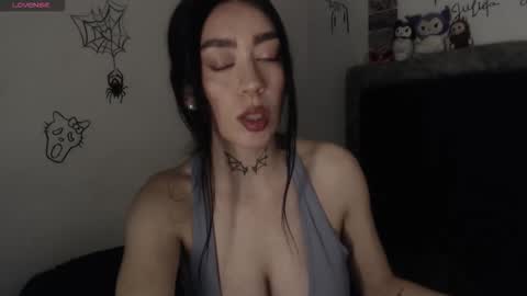 Julieta online show from January 16, 2026, 9:41 pm