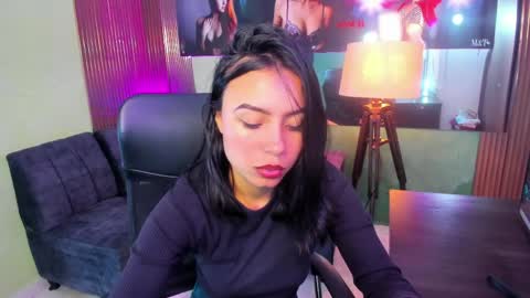 julieta_fn online show from May 14, 2026, 3:30 pm