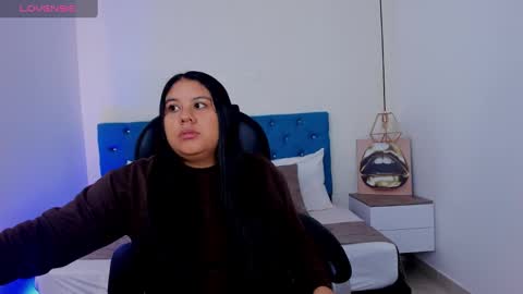 Julieta Mille online show from September 27, 2025, 10:42 am