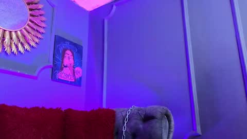  Julieta  online show from February 19, 2025, 3:05 pm