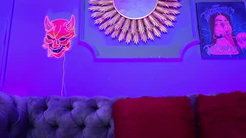  Julieta  online show from March 3, 2025, 6:22 pm