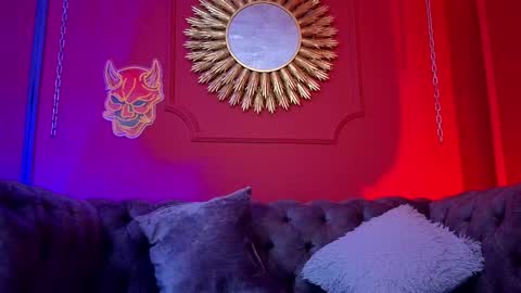  Julieta  online show from September 15, 2025, 12:27 pm