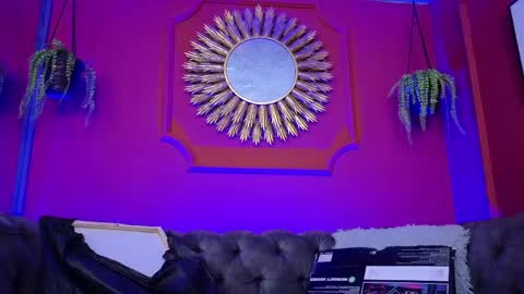  Julieta  online show from April 20, 2026, 11:46 am