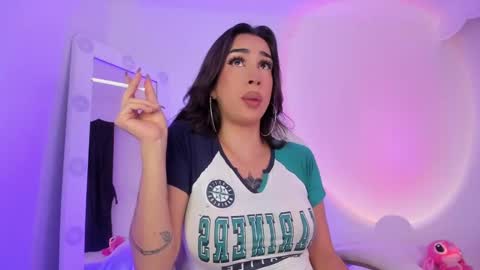 julietabomgv online show from December 3, 2024, 2:25 am