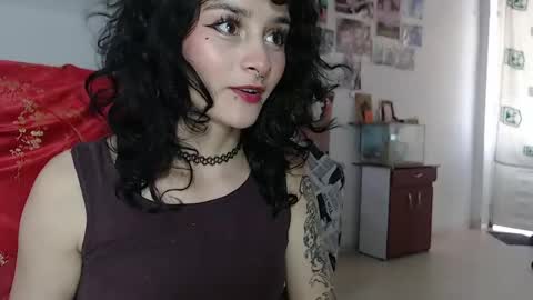 Julieta Jaguar online show from December 14, 2024, 2:21 pm