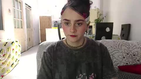 Snapshot of julietajaguar chatting on April 30, 2026, 2:45 pm Julieta Jaguar online show from April 30, 2026, 2:45 pm