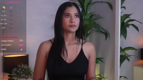 Snapshot of julietatafur chatting on March 5, 2025, 12:33 pm julietatafur online show from March 5, 2025, 12:33 pm