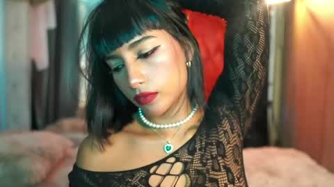 julietawinona online show from April 23, 2026, 3:25 pm