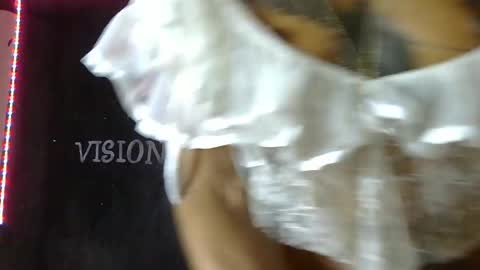 Julieth Wolf online show from January 30, 2025, 12:18 am