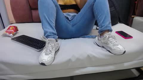 Julietha online show from November 14, 2025, 11:46 pm