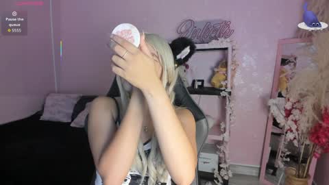 Julieth online show from March 30, 2026, 9:16 pm