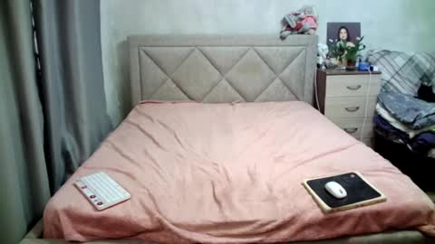 Snapshot of julietkalen chatting on February 20, 2025, 9:11 am Julietkitty online show from February 20, 2025, 9:11 am