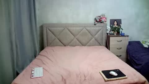 Snapshot of julietkalen chatting on February 26, 2025, 8:59 am Julietkitty online show from February 26, 2025, 8:59 am