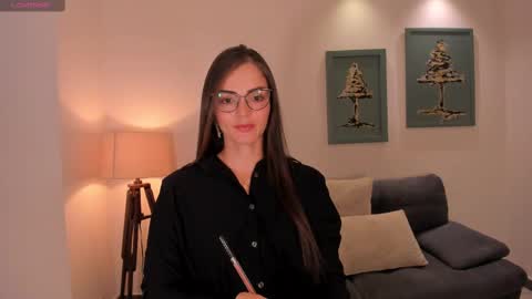 Snapshot of juliettabasset chatting on January 20, 2025, 11:56 am JULIETTA online show from January 20, 2025, 11:56 am