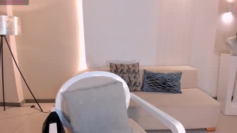 Snapshot of juliettabasset chatting on February 20, 2025, 3:08 pm JULIETTA online show from February 20, 2025, 3:08 pm