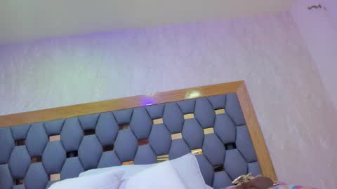 juliette_pretty_ online show from February 20, 2026, 7:14 pm