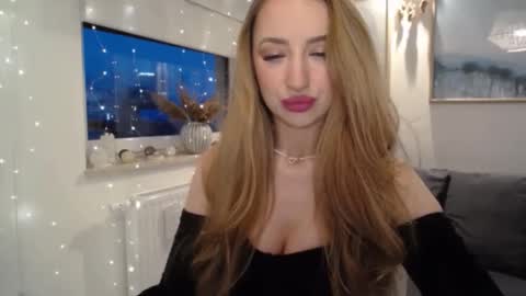 JulietteSensual online show from February 6, 2026, 3:59 pm