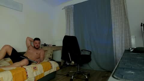 JULiUS   online show from March 2, 2025, 12:53 am