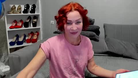 jullia_moor online show from January 19, 2026, 1:09 am