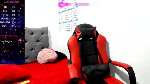 Julya Smith online show from December 10, 2024, 4:27 pm