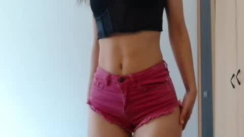 Julyana online show from February 24, 2025, 11:21 am