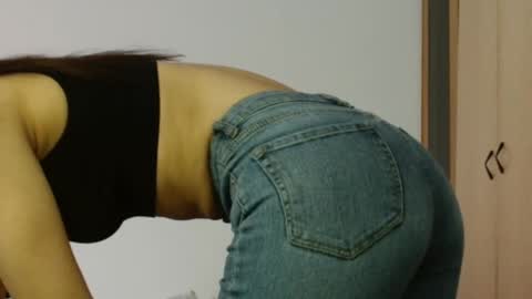 Julyana online show from February 25, 2025, 12:13 pm