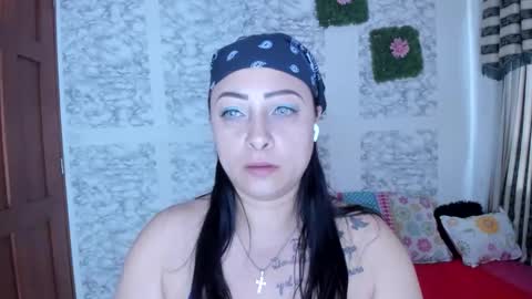 juliana online show from February 22, 2026, 9:02 pm