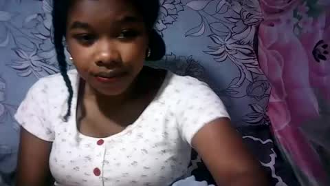 Snapshot of juna487701 chatting on July 5, 2026, 2:02 pm Maryah online show from July 5, 2026, 2:02 pm